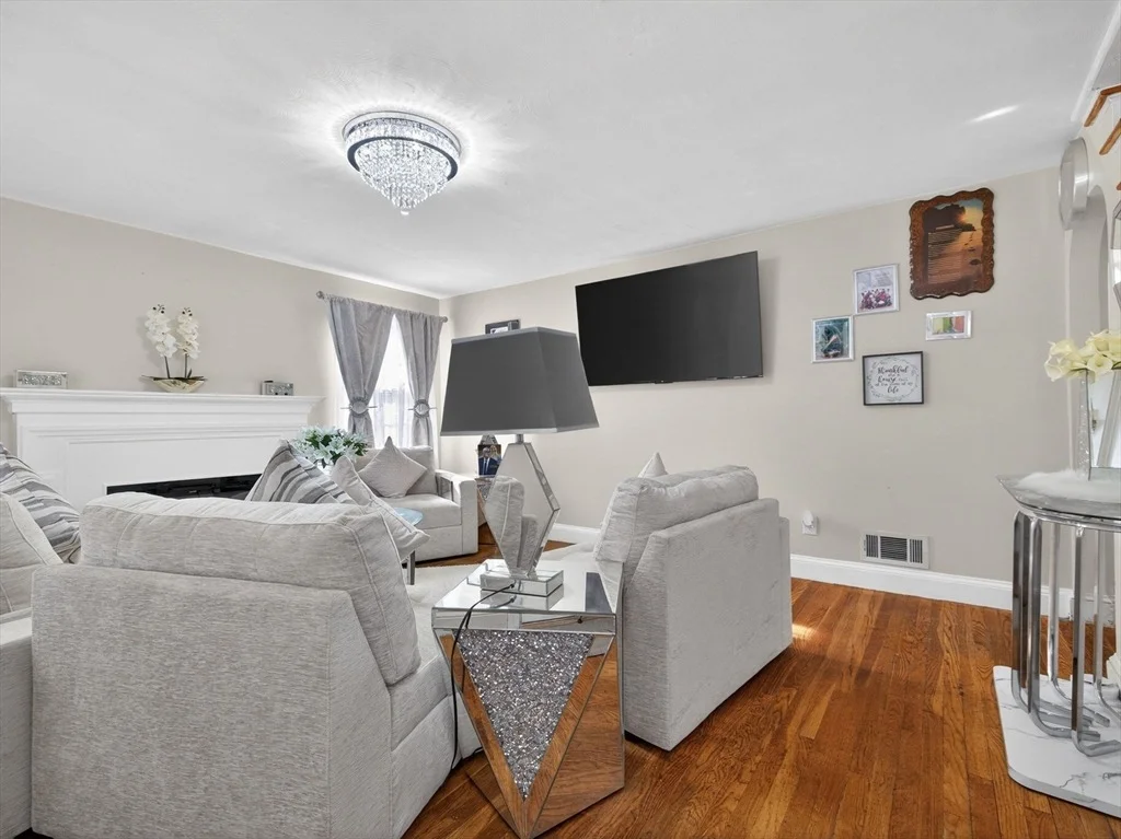 Photo of 19 Melba Way