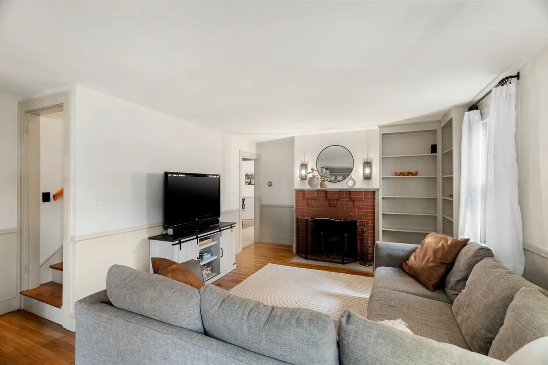 Photo of 67 Ellsworth Rd