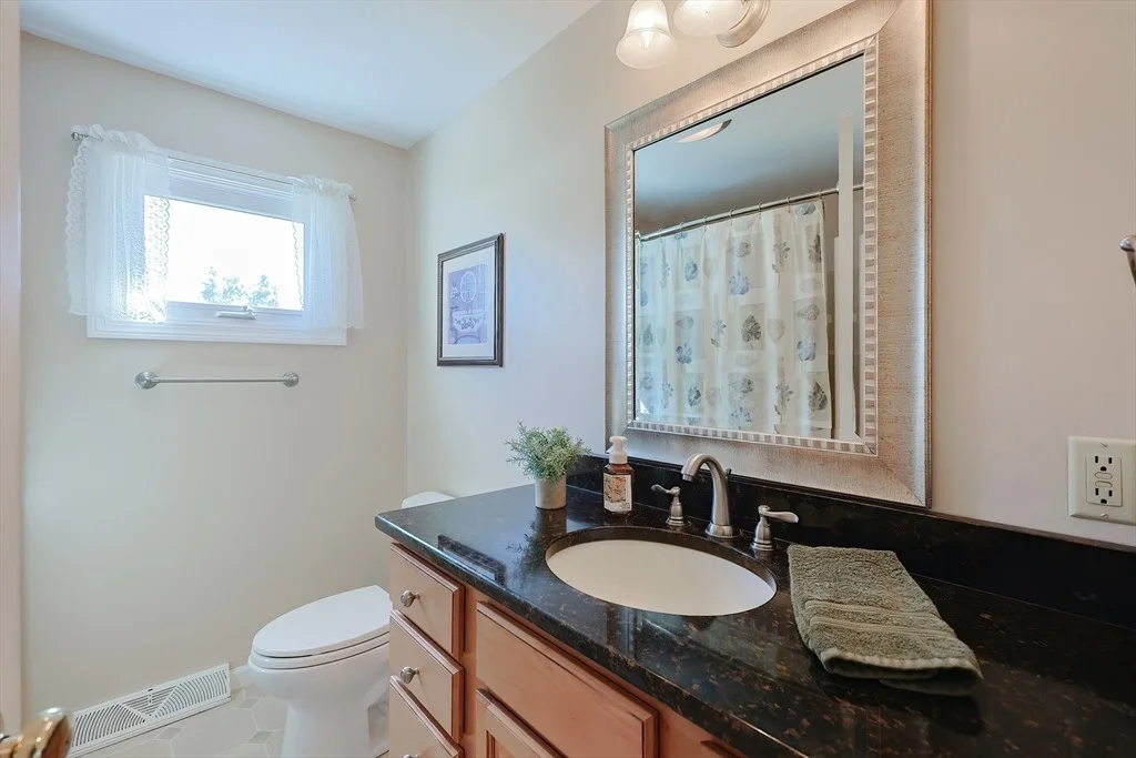 Photo of Unit B at 4 Megan Ct