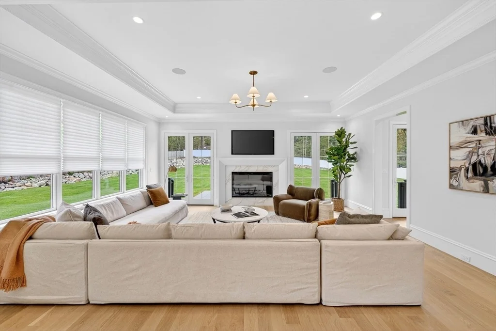 Photo of 8 Crestview Road