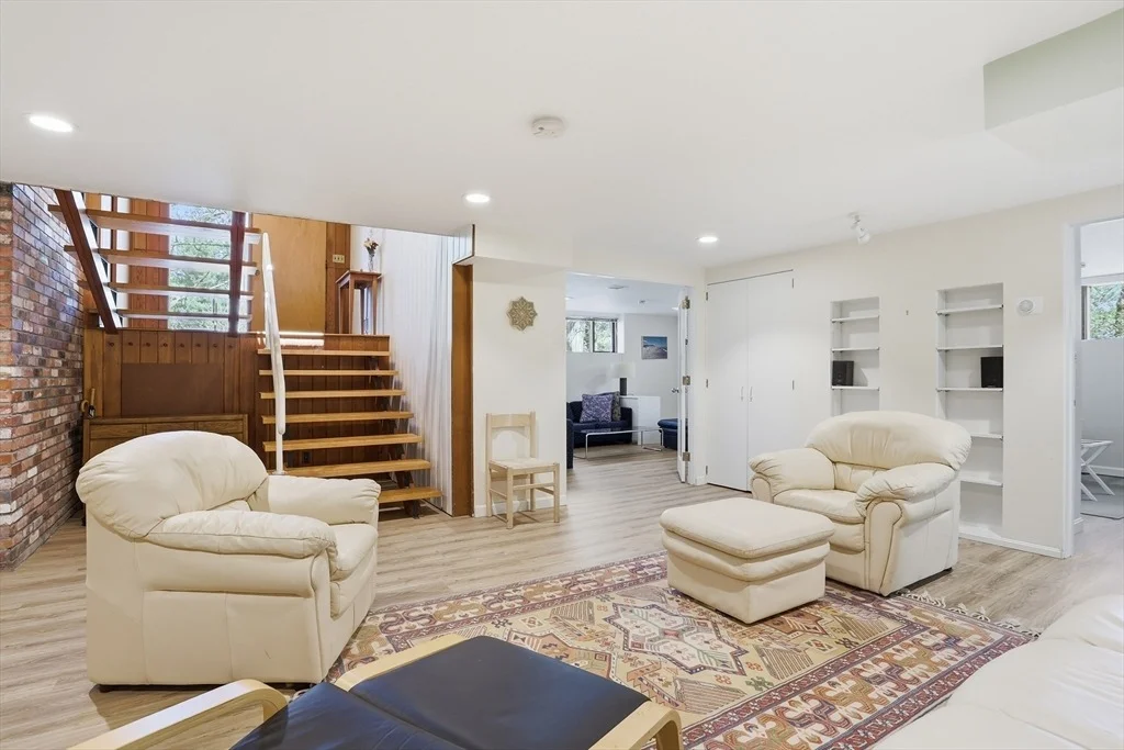 Photo of 32 Baskin Road