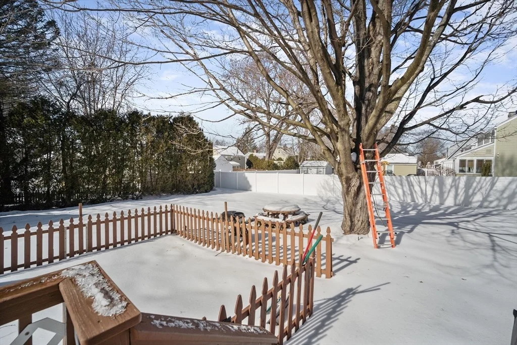 Photo of 144 Gillette Ave