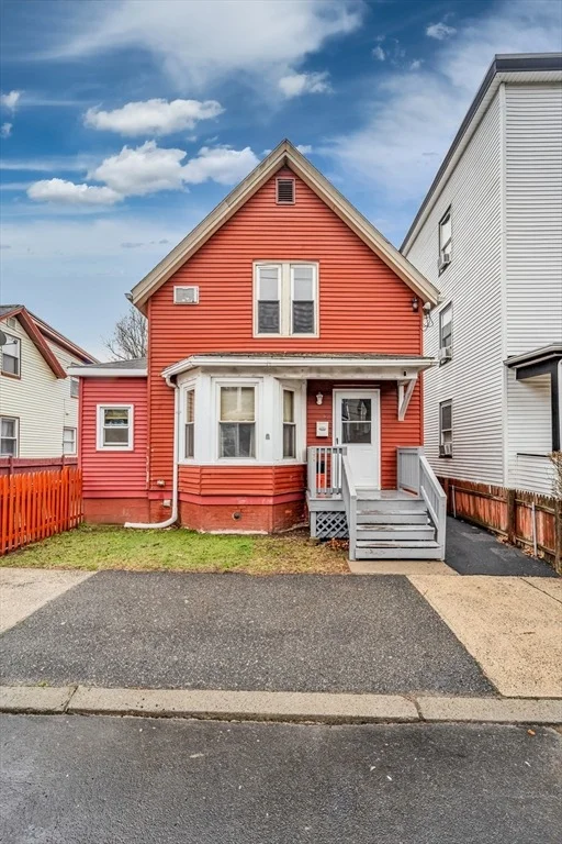 Photo of 50 Walnut St