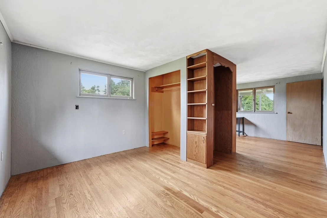 Photo of 31 Woodcrest Road