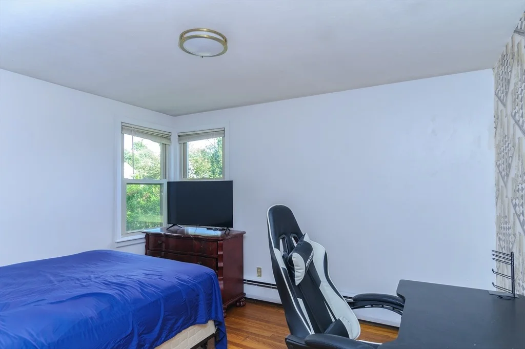 Photo of 93 Longmeadow Ave