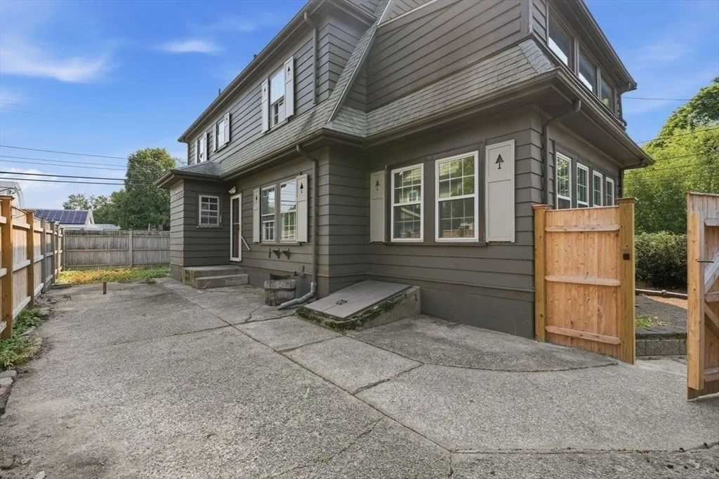 Photo of 7 Fales Rd