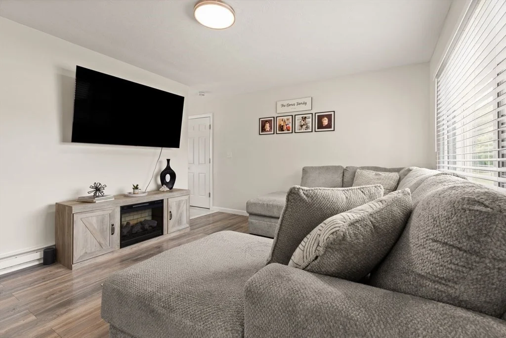 Photo of 8 Viking Drive