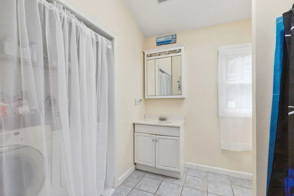 Photo of 54 Lisa Dr
