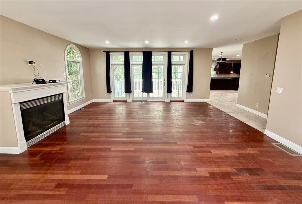Photo of 41 Thresher Rd