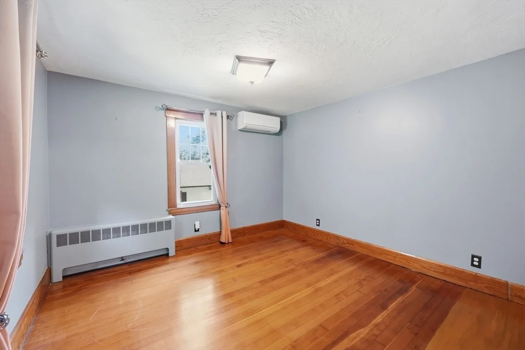 Photo of 43 Birches Rd