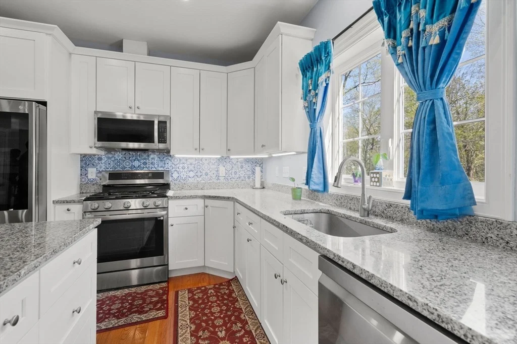 Photo of 32 Hycrest Rd