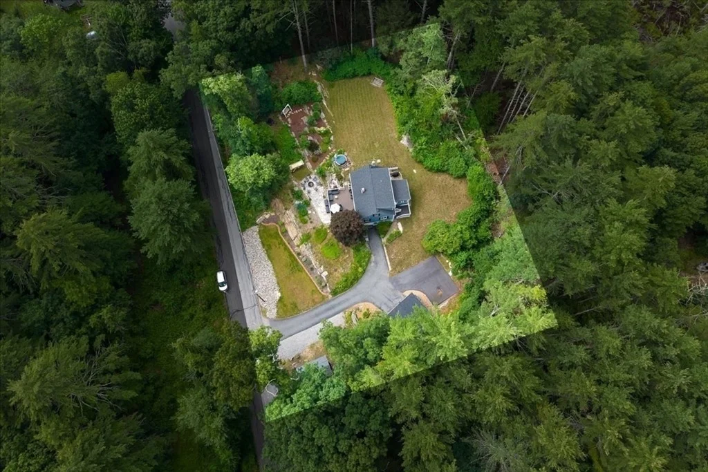 Photo of 320 Alpine Dr