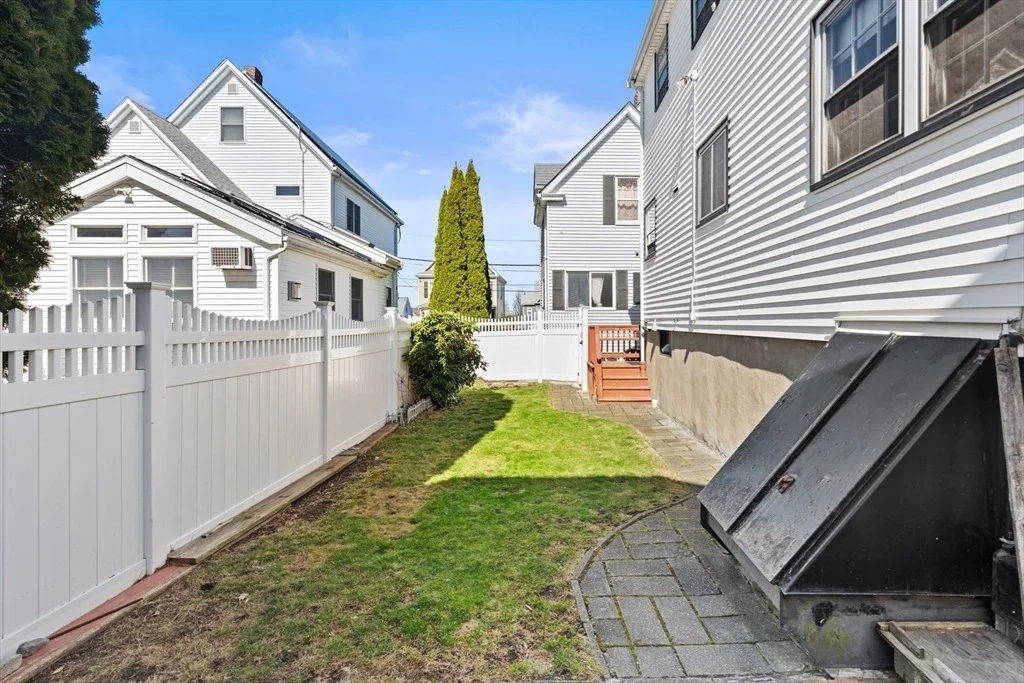 Photo of 51 Bennett St