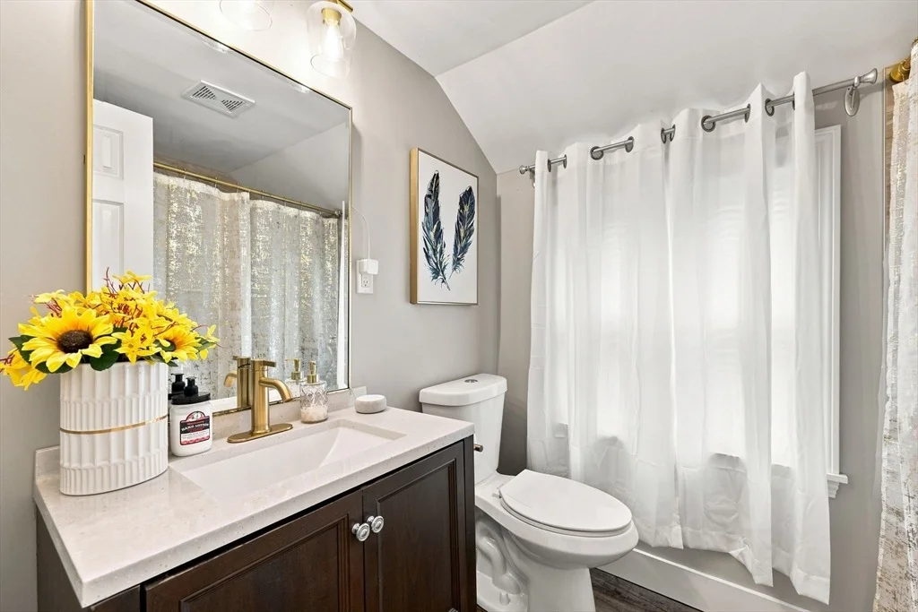 Photo of 108 Fenway Dr