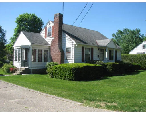 Photo of 1 Exeter Dr