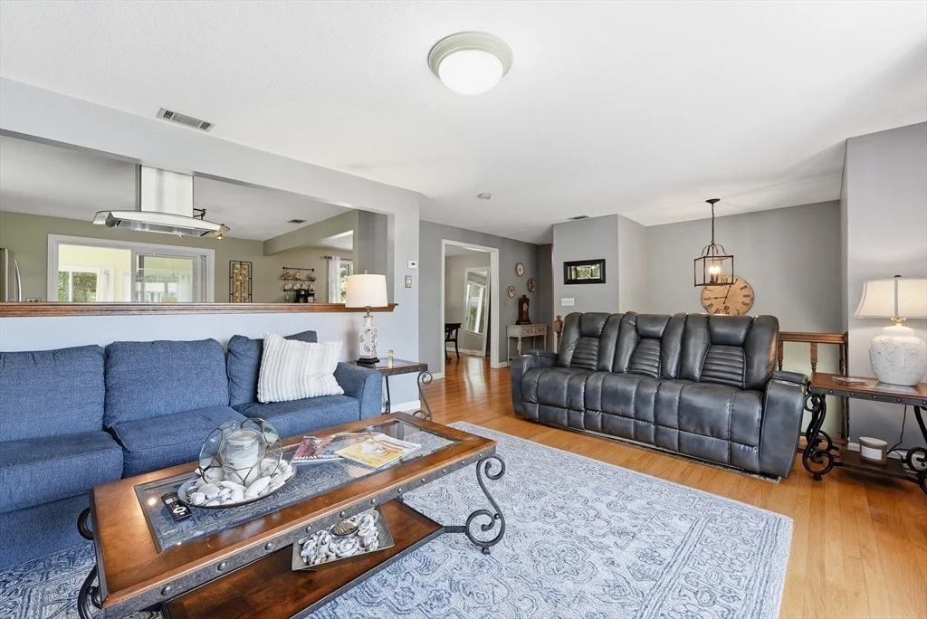 Photo of 98 Mclean Parkway