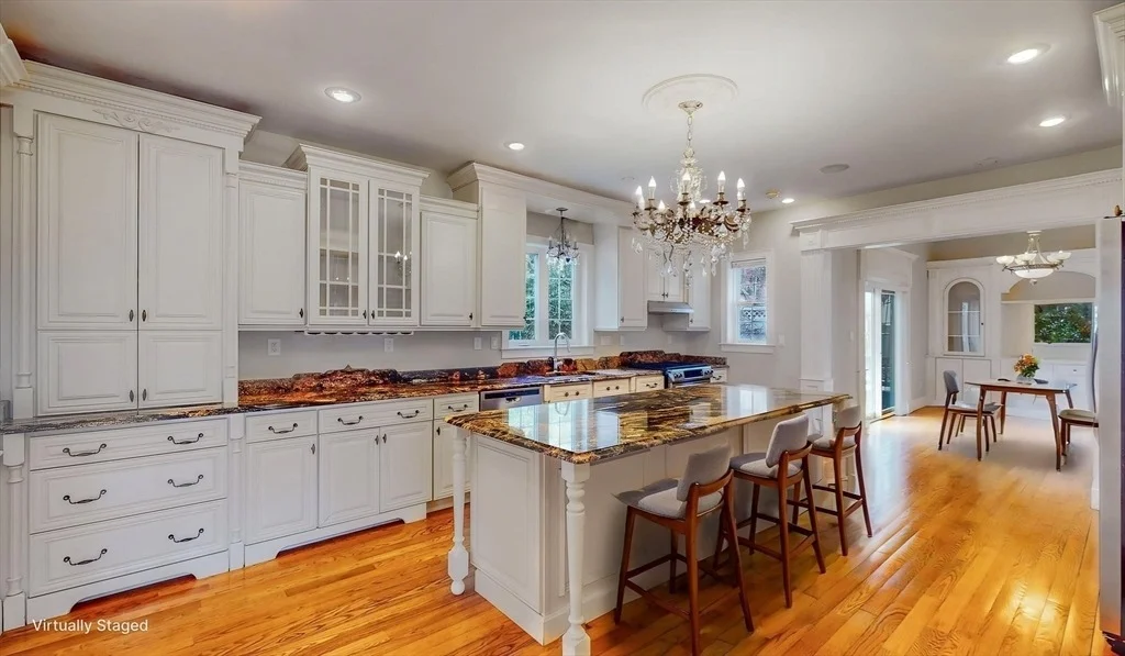 Photo of 455 Waban Ave