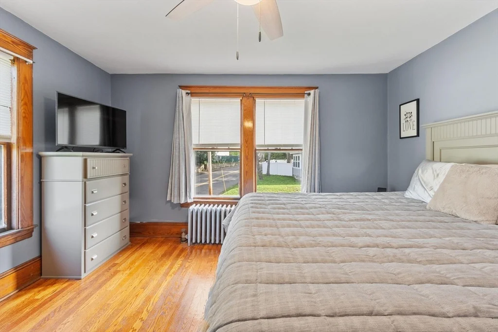 Photo of 147 Wallingford Ave