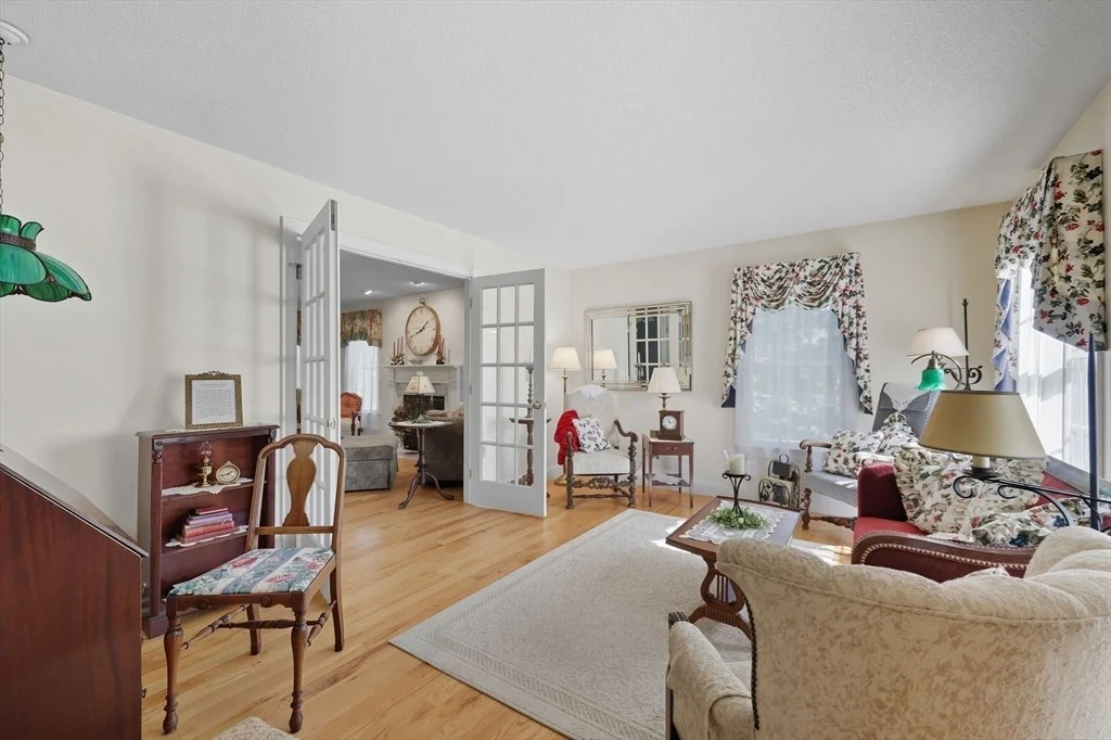 Photo of 20 Great Brook Dr