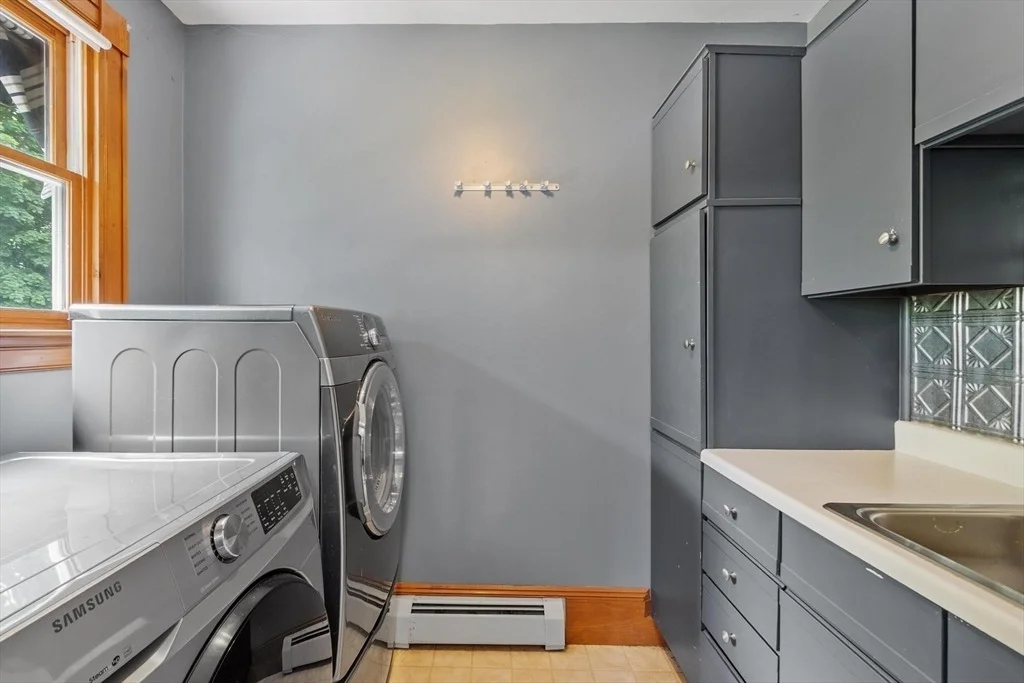 Photo of 10 Stevens St