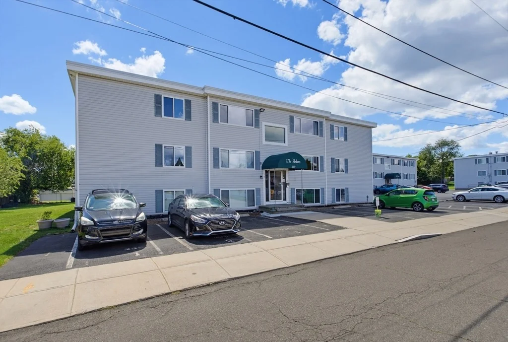 Photo of Unit 1 at 239 Glasgow St