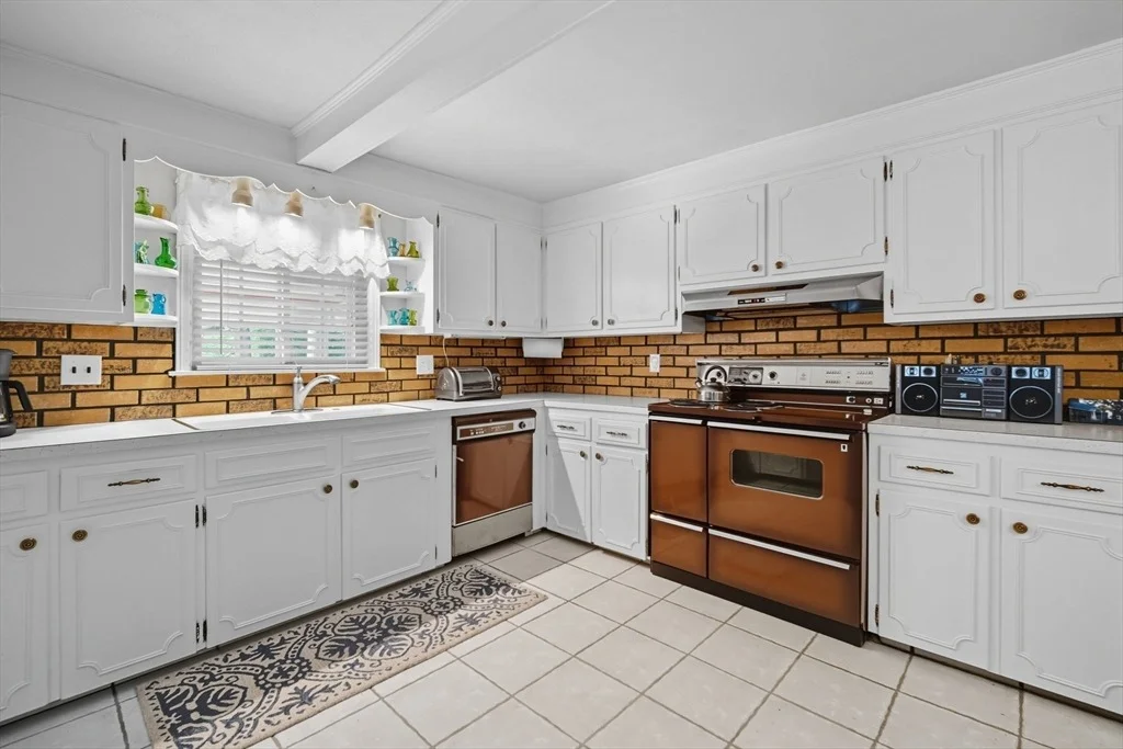 Photo of 43 Greenleaf Ave