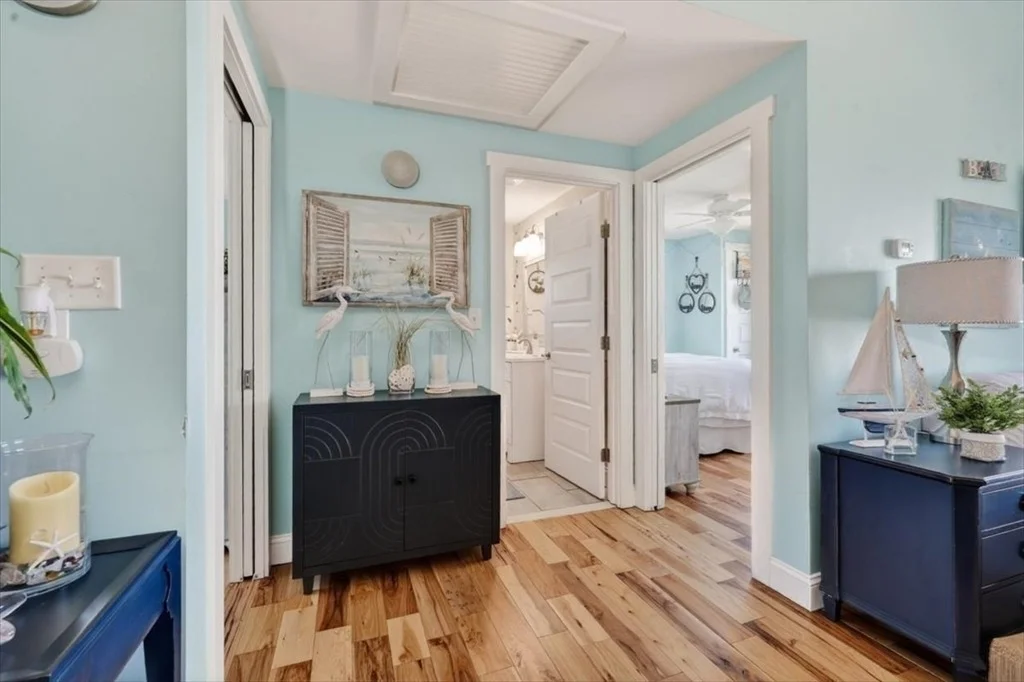 Photo of 33 Oceanside Drive