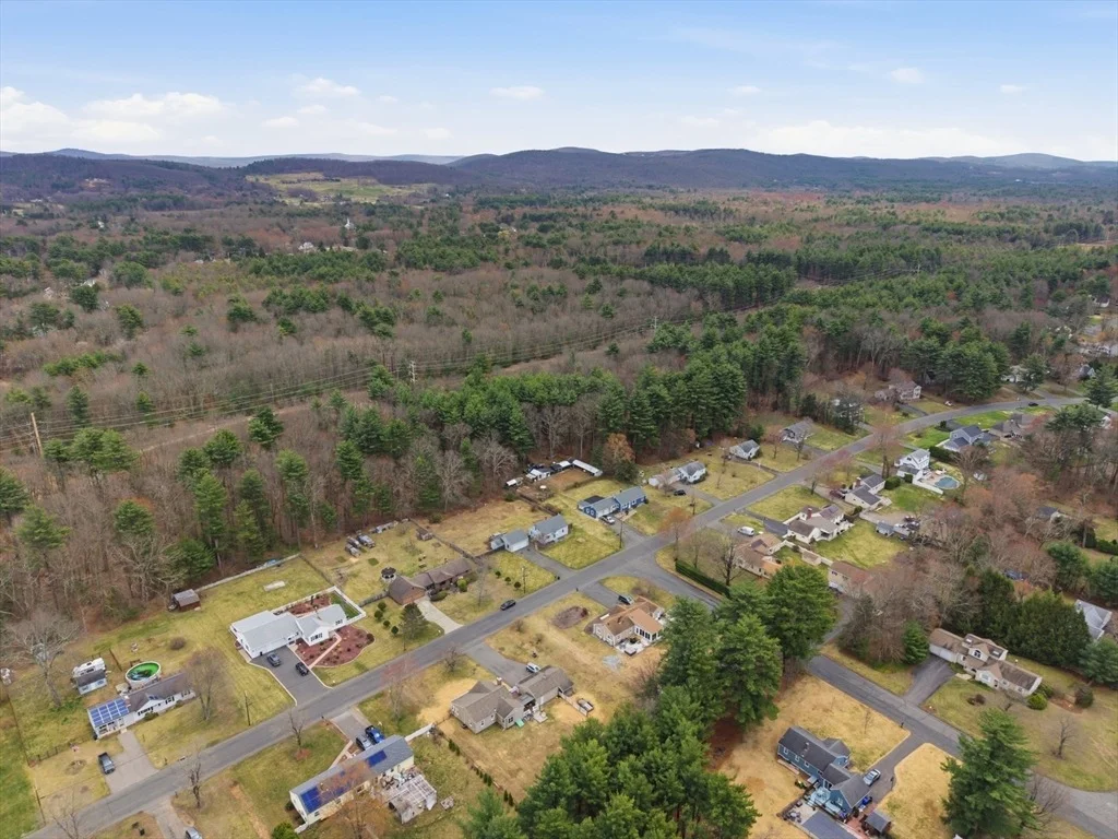 Photo of 62 Millbrook Dr