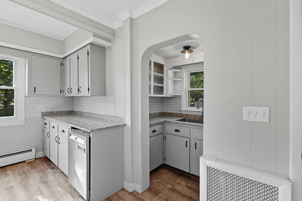 Photo of 32 Park Ave