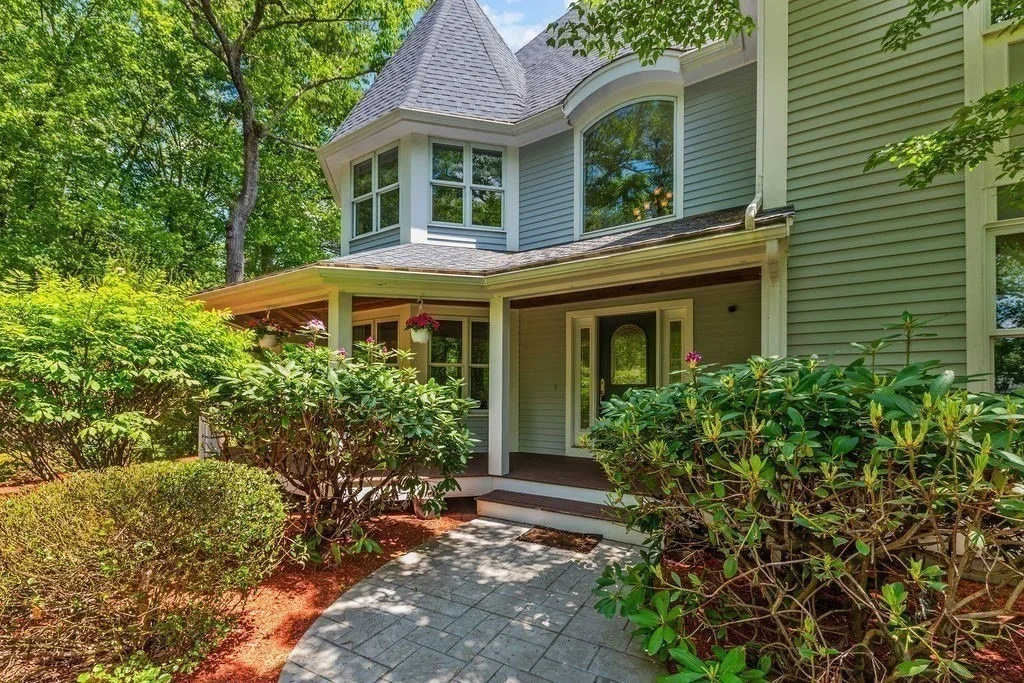Photo of 11 Windsor Dr