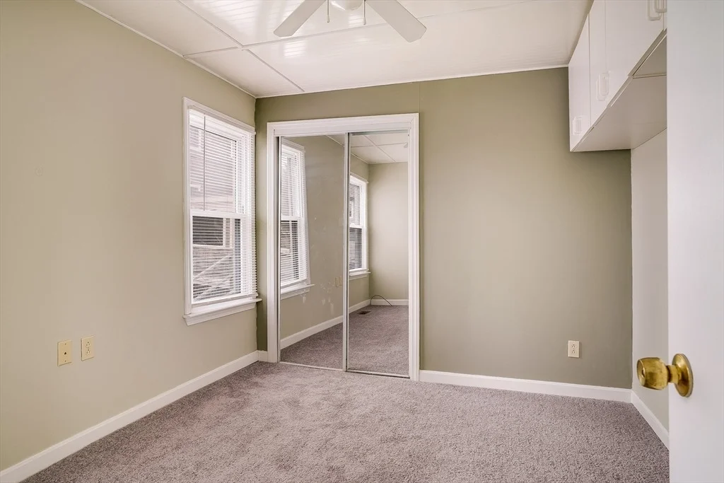 Photo of 115 Cable Ave