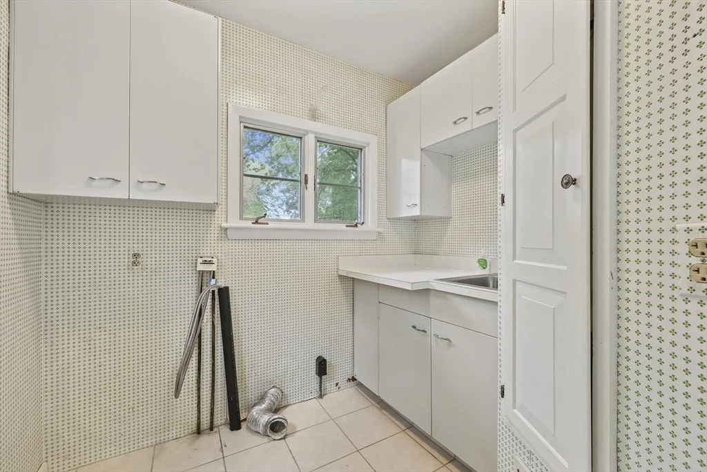 Photo of 124 Tecumseh Drive
