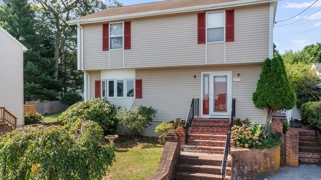 Photo of 1117 Newhall St.