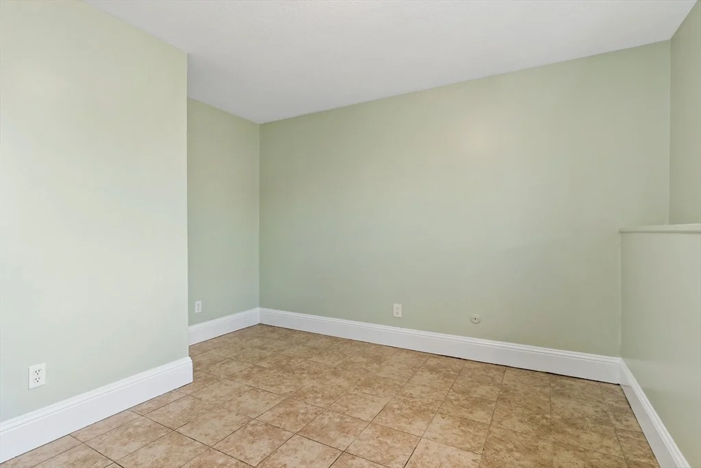 Photo of Unit 1 at 239 Glasgow St