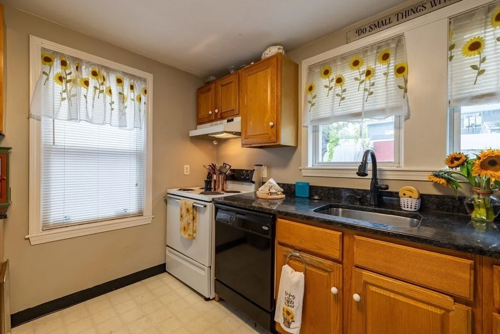 Photo of 312 Shaw St