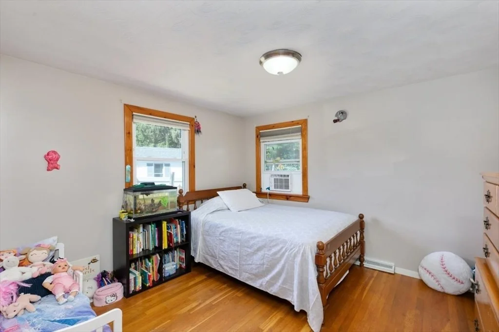 Photo of 3 Cedarwood Ln