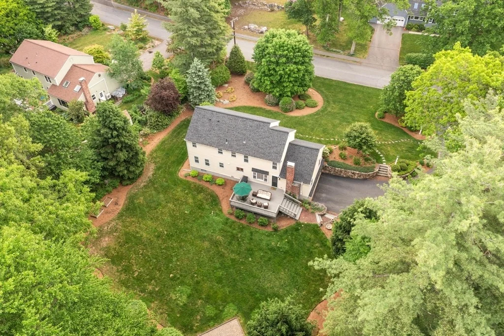 Photo of 19 Lincoln Dr