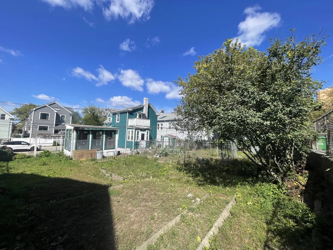 Photo of 12 Shepard St