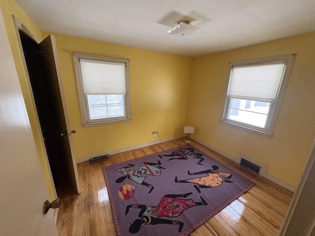 Photo of 47 Arbutus St