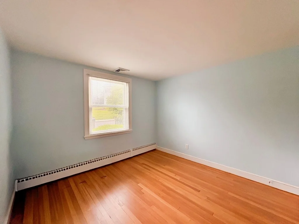 Photo of 69 Standish Rd