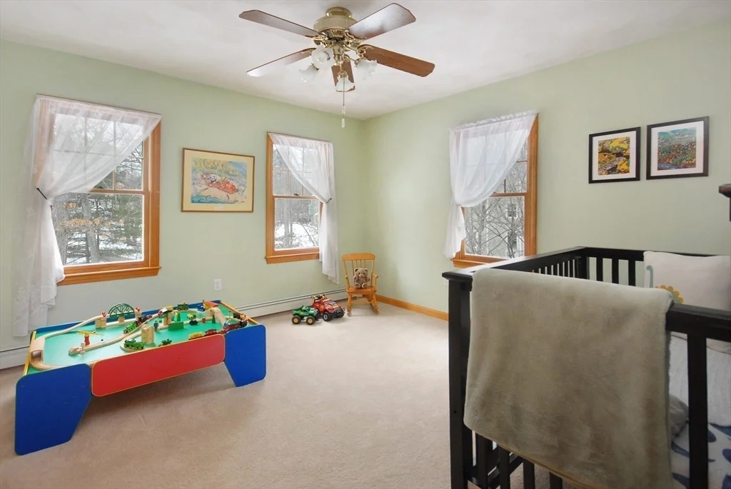 Photo of 40 Fifers Ln