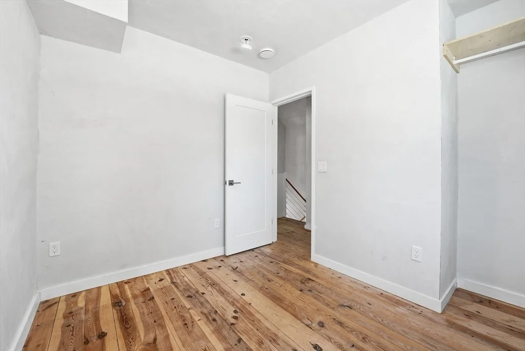 Photo of 2 Juniper St