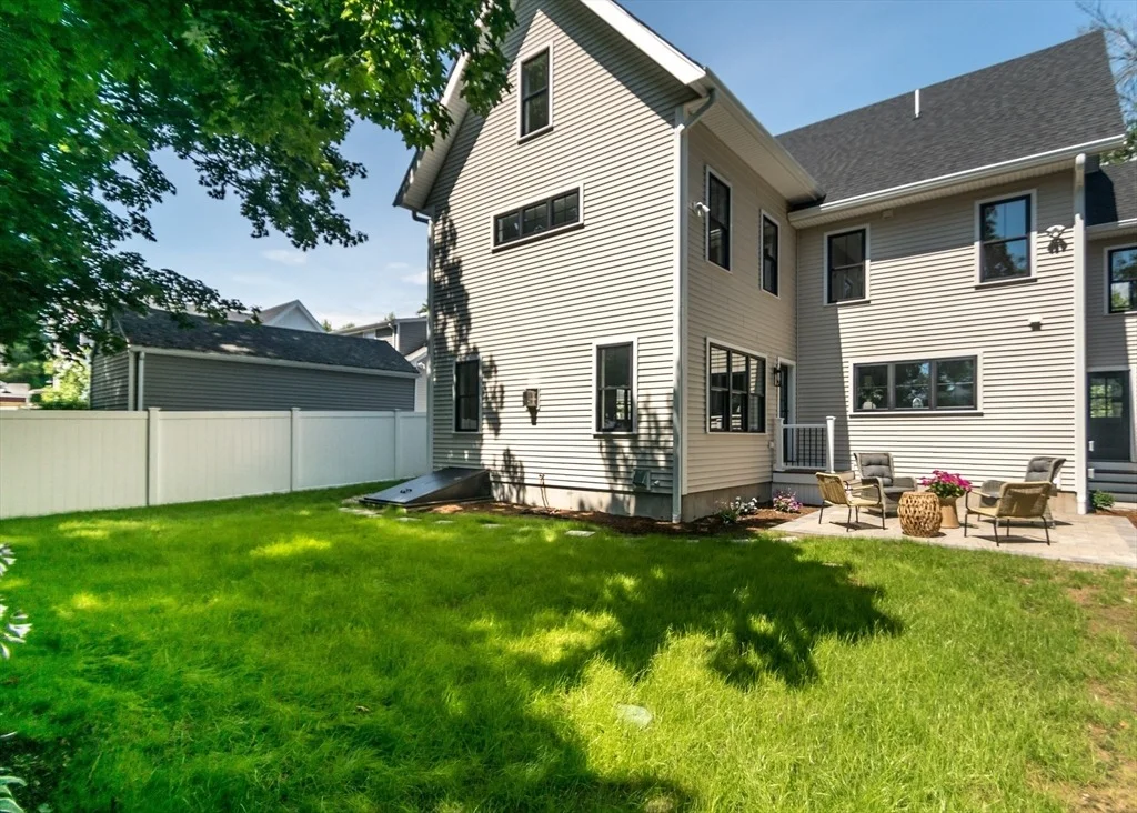 Photo of 38 Hillcroft Road