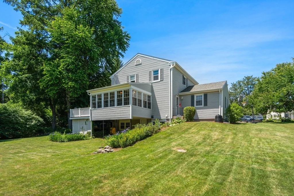 Photo of 25 Everett Ave