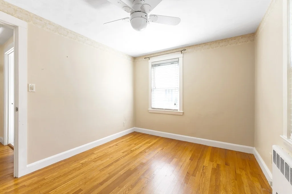 Photo of 48 Taylor