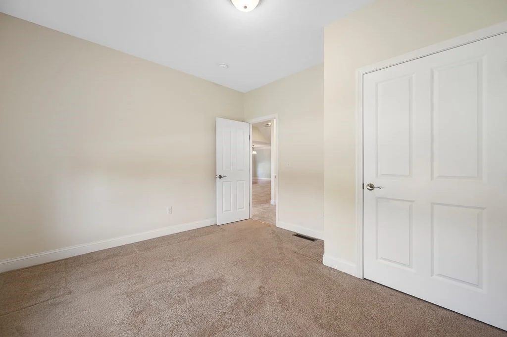 Photo of 81 Nicholas Dr