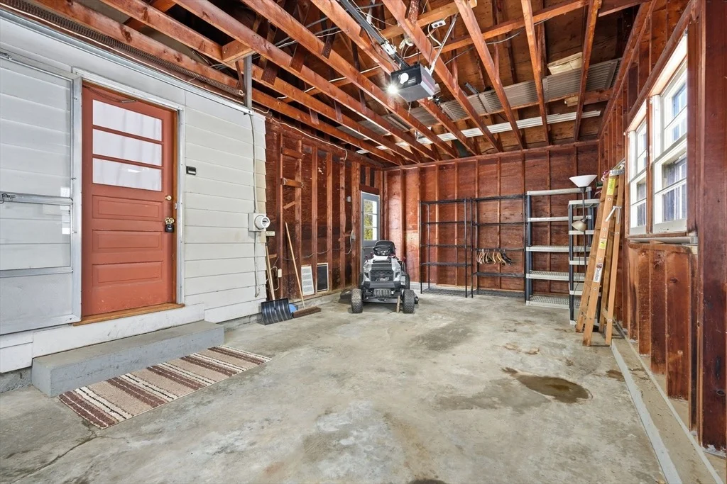 Photo of 62 Bridge St.