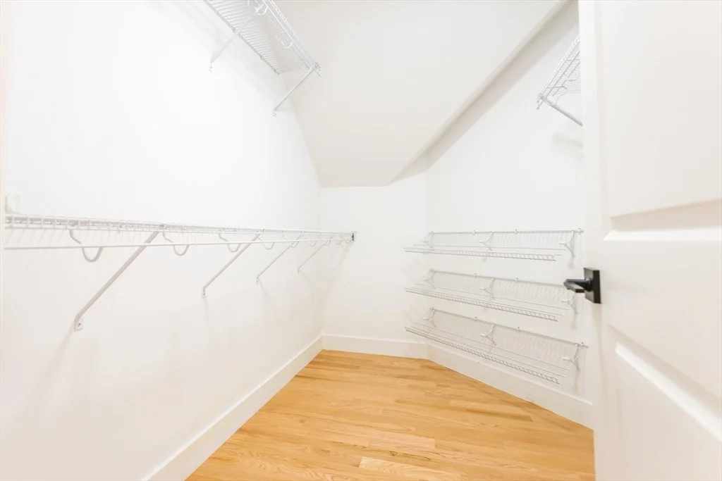 Photo of 8 Bellmore Road