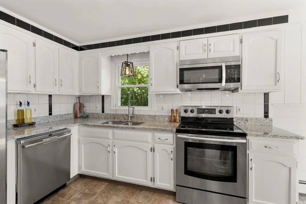 Photo of 61 Scott Hill Blvd