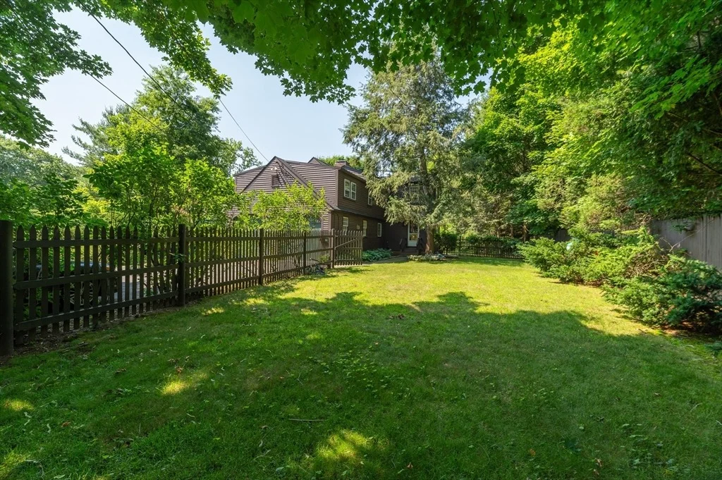 Photo of 49 Walnut Rd
